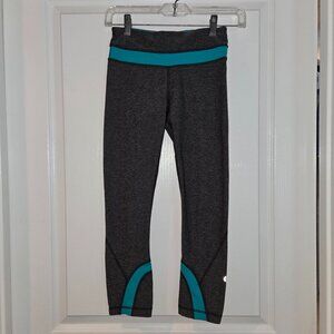 Lululemon Womens Leggings Athletic Yoga Running Size 2 Gray Turquoise Capri Crop